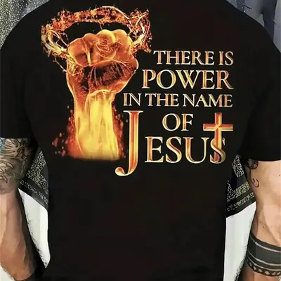 Avslappnad herr-T-shirt med kort ärm och kraghals