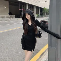 Saia de cintura sexy justa de estilo desejo puro nova de outono e inverno, vestido com capuz de design para mulheres, modelagem slim