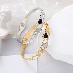 Pulseira de aço inoxidável feminina nova moda, coração oco, simétrico, formato de coração preto e branco, abertura de concha, nicho