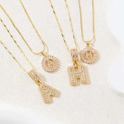 Colar redondo com flores em zircônia incrustada, banhado a ouro, conjunto de letras