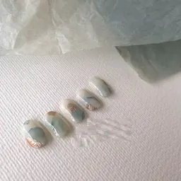 Uñas de Manicura Hechas a Mano  Ve a las Montañas