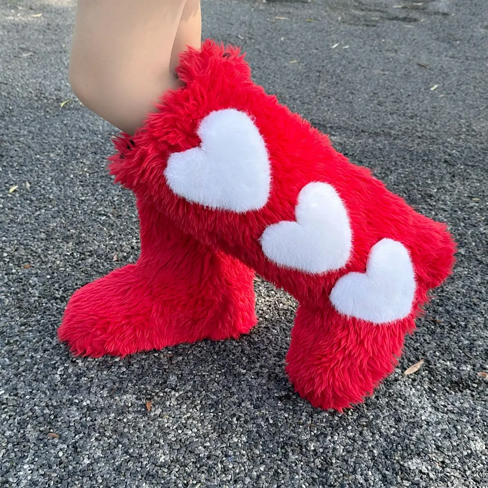 Botas peludas para mulheres com forro de lã