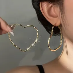 Pendientes europeos y americanos con sensación de metal retro amor, exagerados pendientes colgantes, joyería para orejas