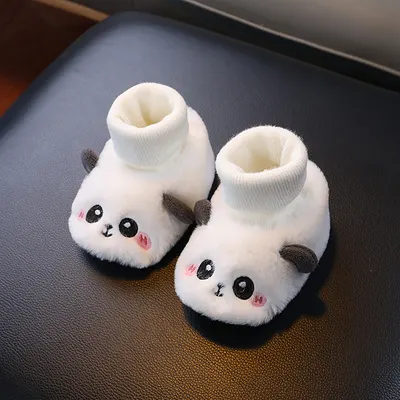 Babys gångskor, höst och vinter förtjockad strumpa täcke, babys fotskydd varmt anti-fall tecknad panda halkfri 0-1 år gammal