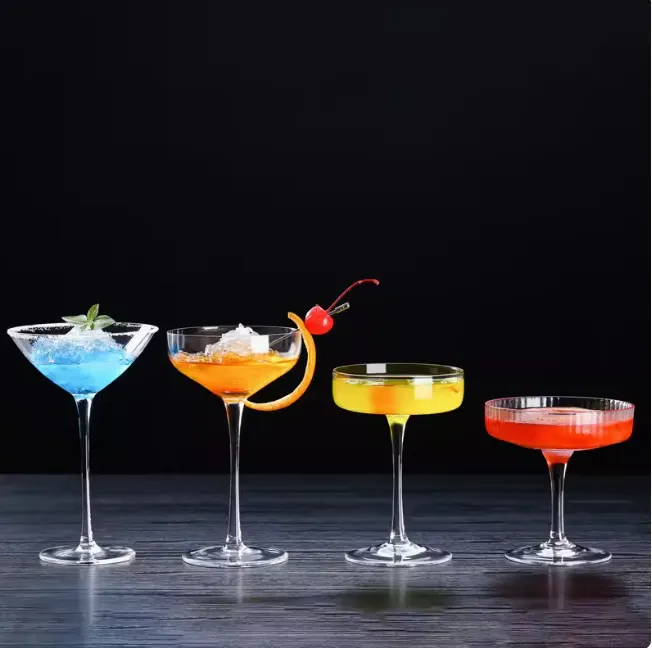 Copo de cocktail japonês Margarita