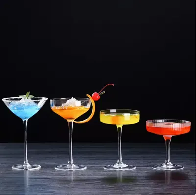 Copo de cocktail japonês Margarita