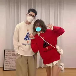 Suéter de gola redonda vermelho para mulheres, tricot de base macio de alta qualidade e nicho de designer para outono/inverno de 2024, interior de Natal