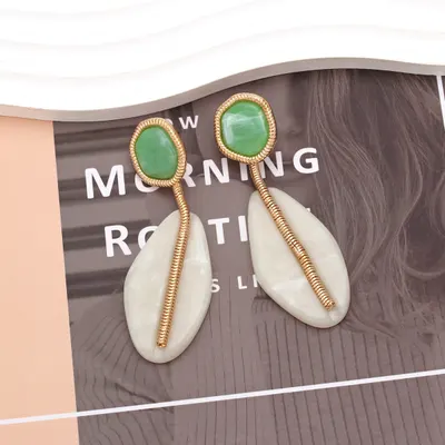 ファッションシンプル幾何学レジンピアスダングルピアス