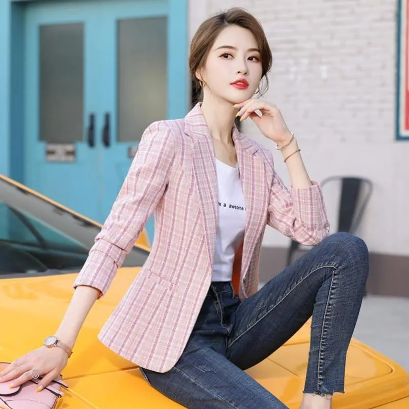 Blazer pequeno de marca popular na internet para mulheres, estilo francês, nova versão coreana de primavera/outono 2024, blazer curto xadrez casual britânico, moderno