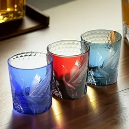 Vidrio de cristal tallado hecho a mano