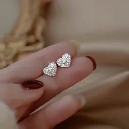Pendientes de Corazón con Patrón de Piedra Cuadrada S925 Plata de Ley Nuevos Pendientes de Diseño de Nicho de Moda Temperamento de Alta Gama Todo Terreno para Mujer