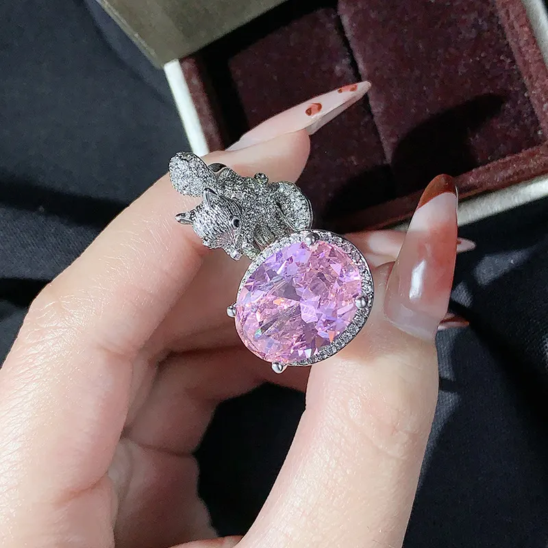 Anel feminino de design de alta costura com pedras coloridas, anel de esquilo com pedra de açúcar em cubo Santa Maria