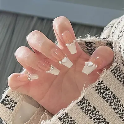 Adesivos de Unhas Removíveis, Estilo Francês Branco Leite, Design de Coração