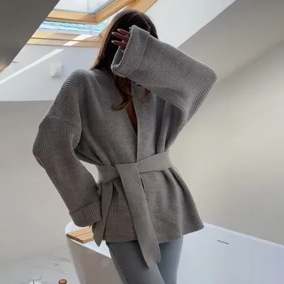 Casaco de Tricô de Lã Estilo Francês Descontraído, Comprimento Médio, Abertura na Frente, Modelo Solto