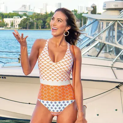 Dam konservativt tryckt kors bikini