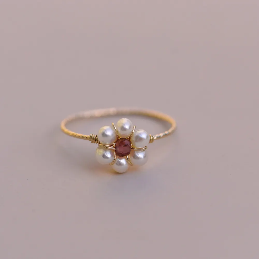 Anel de pérolas feminino com personalidade e moda
