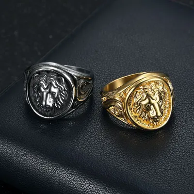 Anillo para hombre con cabeza de león chapado en oro al vacío