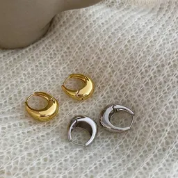 Hebillas Metálicas para Orejas de Anillo Ovalado Geométrico Liso para Mujer, Pendientes de Alta Gama y Temperamentales