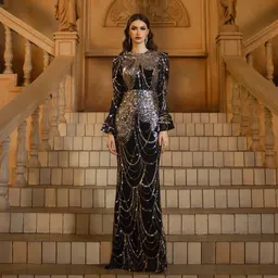 Vestido de noite de gala, formato sereia e ajustado, com mangas compridas, lantejoulas e para banquetes