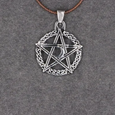 Jóias vendidas quente no Wish e AliExpress, estrela de cinco pontas versátil e personalizada, pingente de lua oca, colar de estrela de cinco pontas