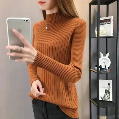 Suéter de malha com gola semi-alta, modelagem slim, para interior, camisa base de cor sólida