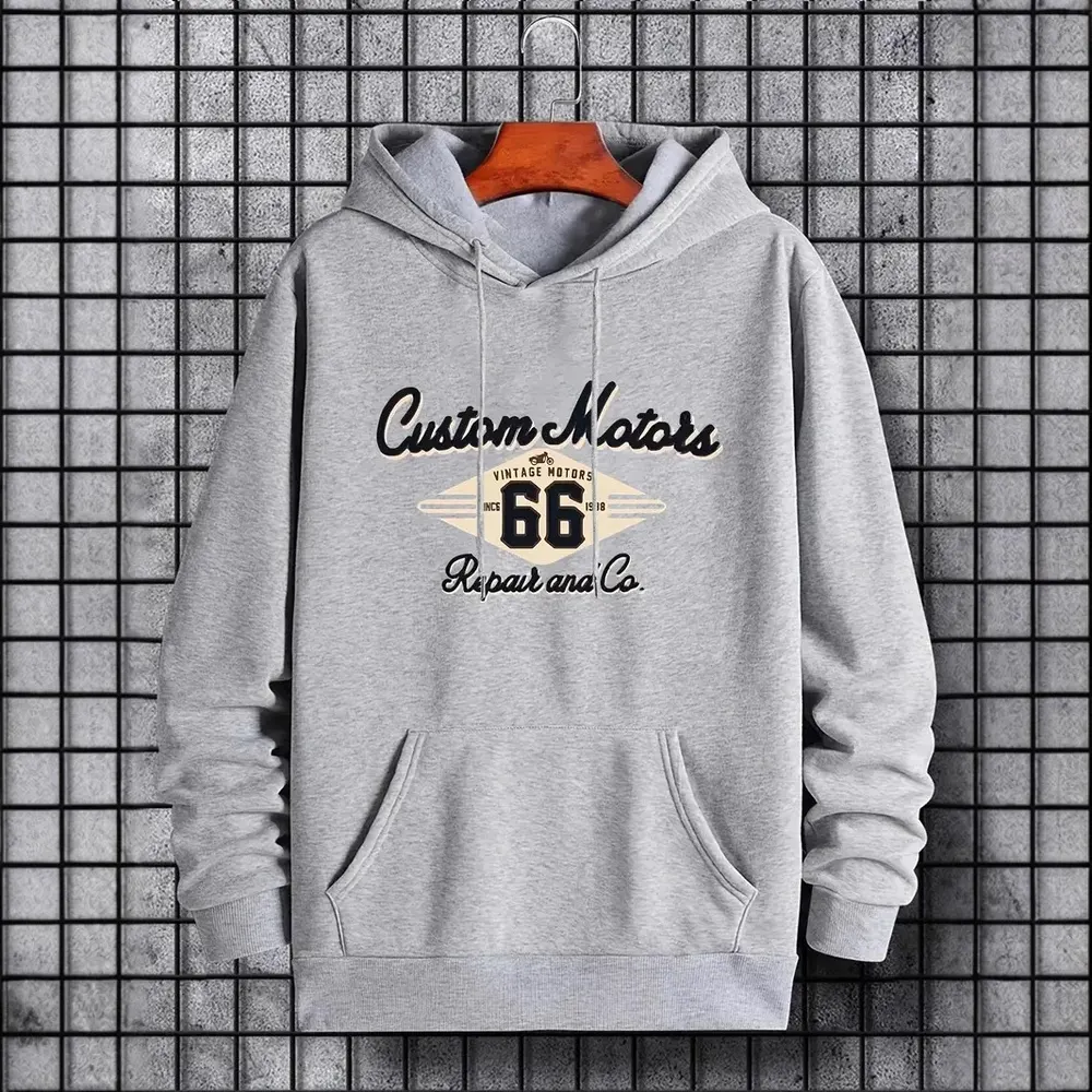Moletom com capuz e abertura, estampado com letras e número 66, estilo casual