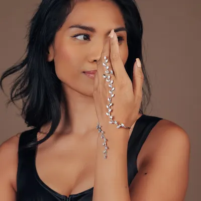 Jóias acessórios de fotografia urbana versáteis e modernos, pulseira para mulher em forma de folha