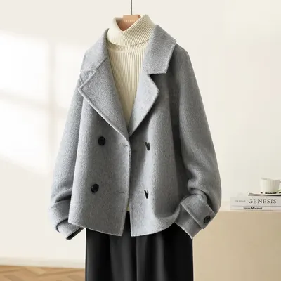 Casaco estilo Hepburn novo de lã para mulheres no inverno de 2024