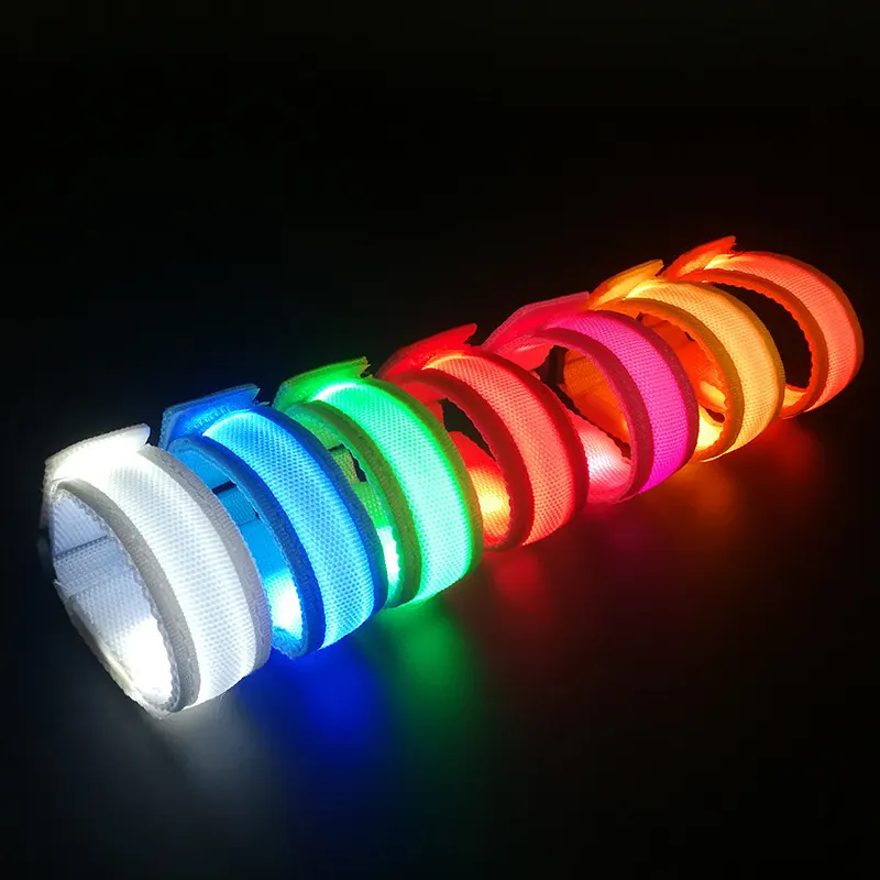 Pulseira de festa trançada de nylon que brilha
