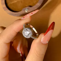 خاتم زفاف دائري من الزركونيوم بتصميم مزدوج الصف من الماس وحافة كروية
