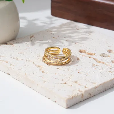Koreansk lättlyxig kopparzirkonia galvaniserad äkta guld öppen ring