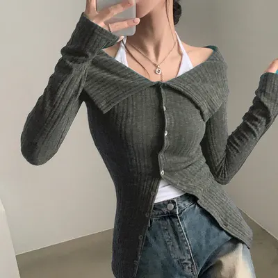 ホットガール セクシー ホルターネック リブ ラペル ワンショルダー ボタンアップ カーディガン Tシャツ 2点セット 初秋 レトロ トップス