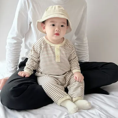 Body de bebé estilo coreano, primavera/verão, unissexo, listrado, para casa, para roupas de rastejar, fino, macacão para recém-nascido, roupas para transporte ao ar livre