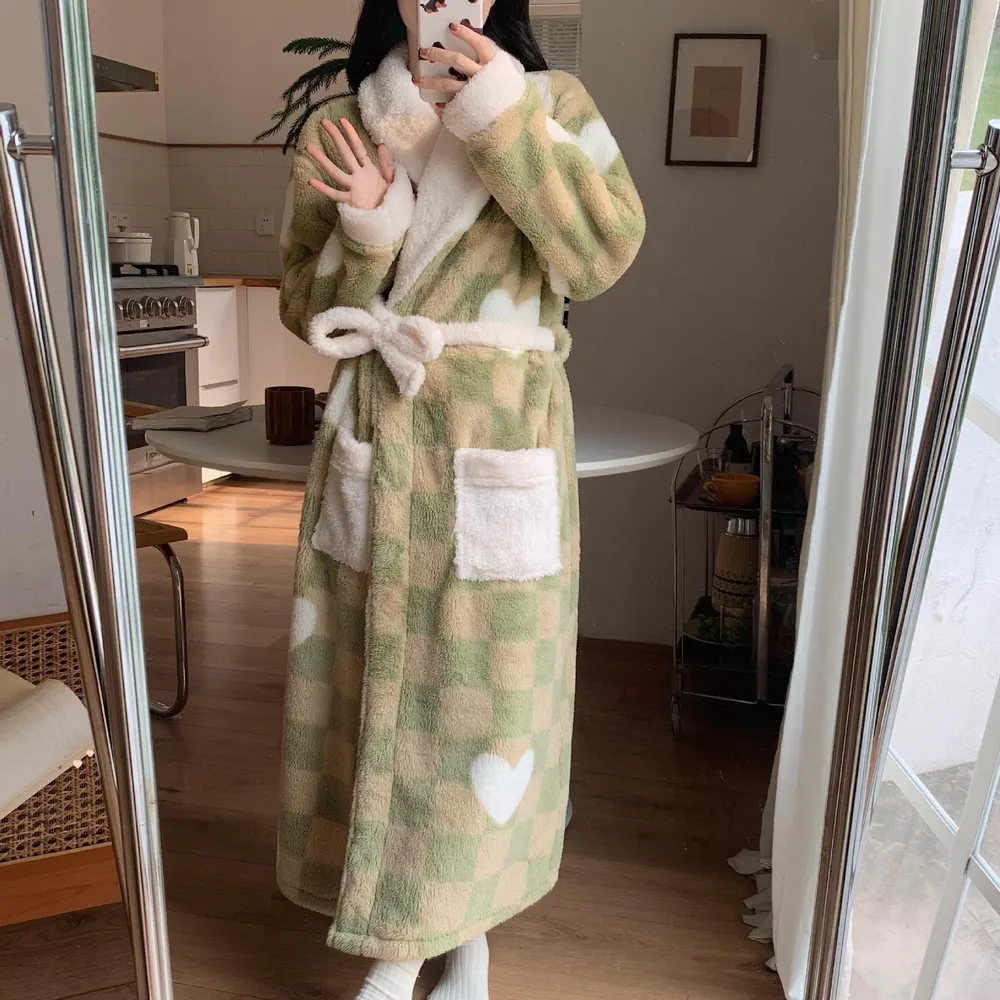 珊瑚绒睡袍 女冬季款