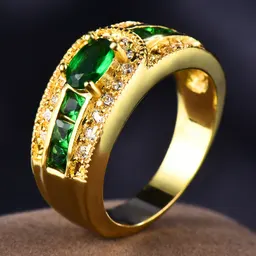 Anel de ouro com diamante e zircão azul safira