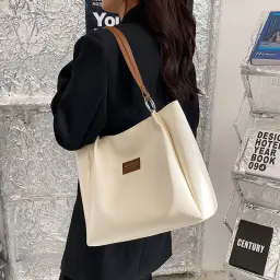 Bolso de hombro minimalista versátil y elegante de otoño