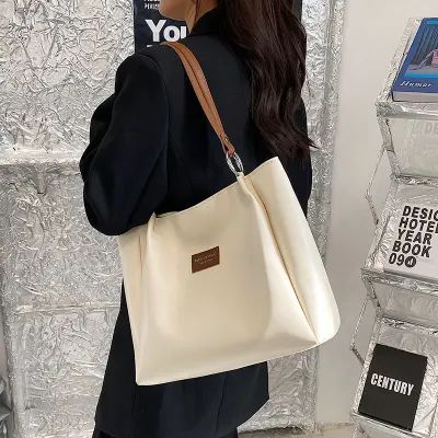 Ny höst stilfull mångsidig minimalistisk axelväska