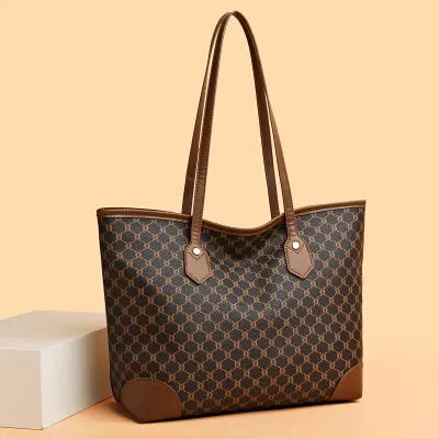 Stor kapacitetsväska för kvinnor, ny retro mångsidig fashionabel pendlerväska, högklassig texturerad axeltoteväska