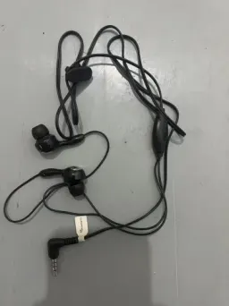 سماعات داخل الأذن