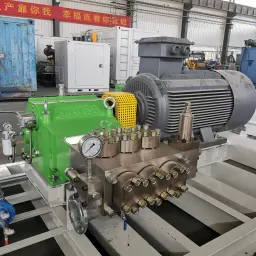 Bomba de água de alta pressão e grande caudal para limpeza de navios