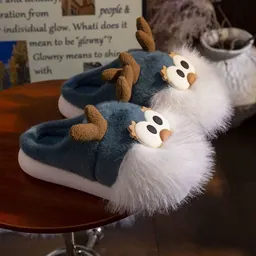 Chinelos de algodão fofos para mulheres, novo estilo outono/inverno 2024, casa interior, dragão barbudo grande de desenho animado, sapatos de algodão felpudos quentes para homens