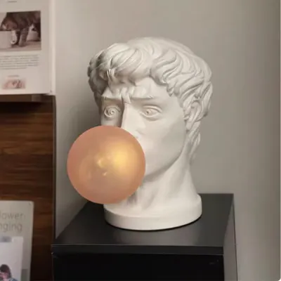 Lámpara de mesa creativa de burbujas con escultura de David, adorno de decoración de arte nórdico para sala de estar, dormitorio, mesita de noche