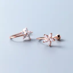 Clips de oreja de plata S925 para mujer, moda coreana, clips de oreja de flor con diamantes de imitación, joyería de oreja elegante y linda sin perforación E9937