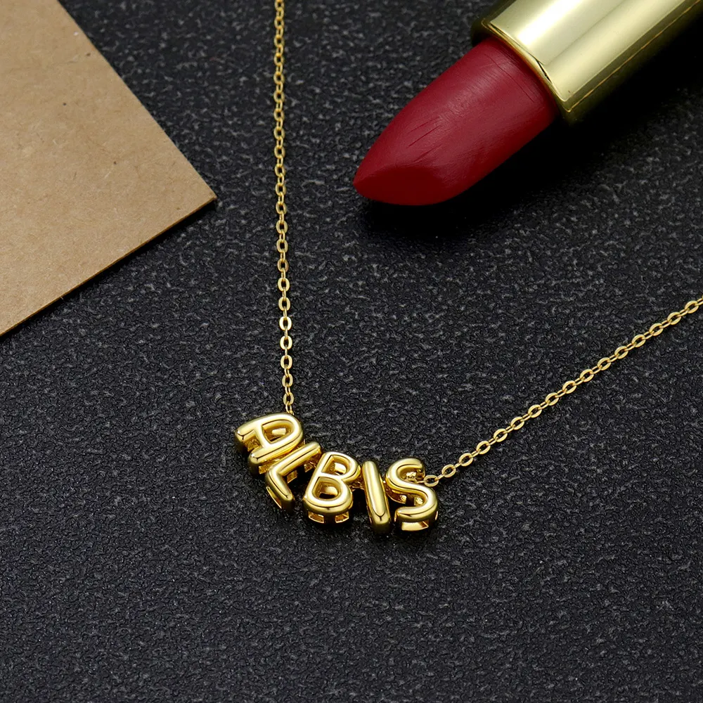Colar de letras moderno e personalizado com design versátil para acessórios de deslocamento