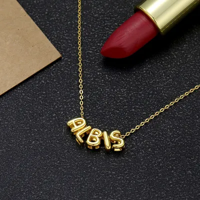 Colar de letras moderno e personalizado com design versátil para acessórios de deslocamento
