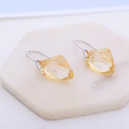 Pendientes Geométricos Elegantes y Versátiles para Mujer de Estilo Europeo y Americano