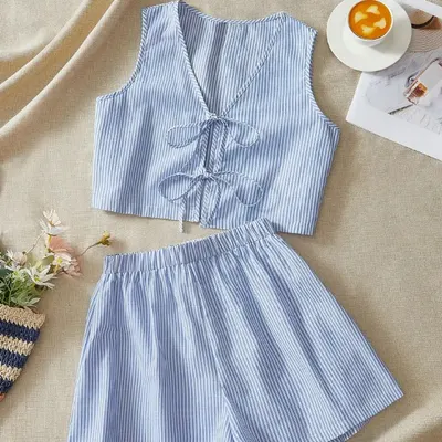 Elegant randig stickad tanktopp och högmidja löst shorts set för kvinnor