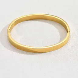 Pulseira de aço inoxidável com toque de luxo para raparigas