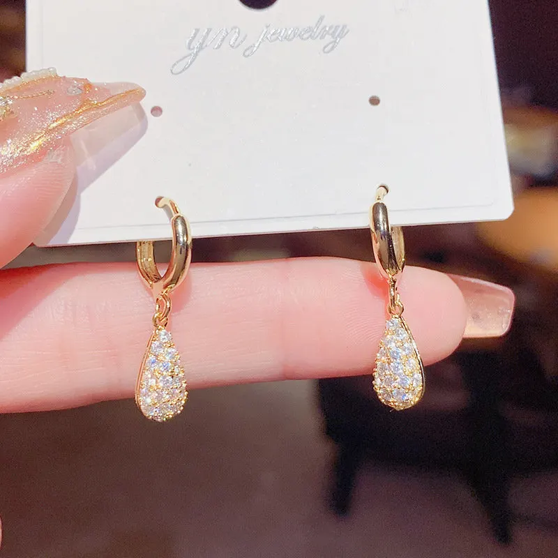 Pendientes con diseño personalizado de temperamento de celebridad de Internet