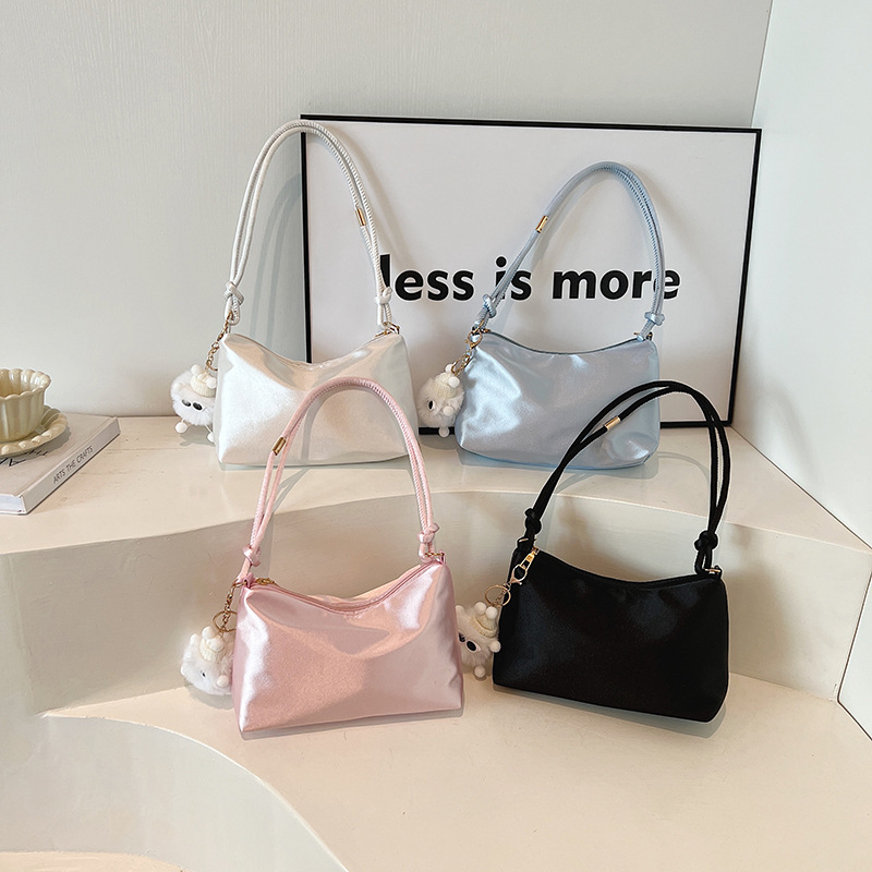 New style temperament glossy satin underarm bag for women high-end fashion casual shoulder bag